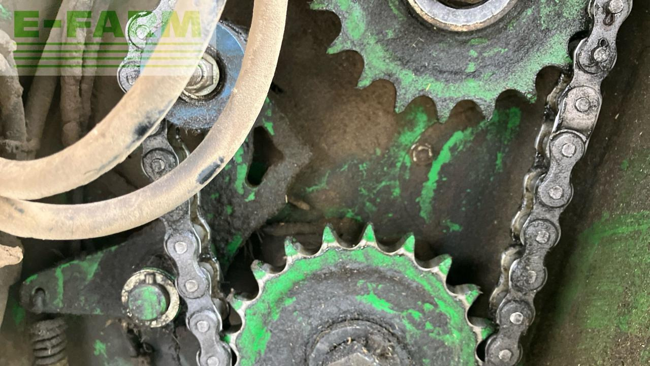 Пресс-подборщик тюковый John Deere V461R: фото 16