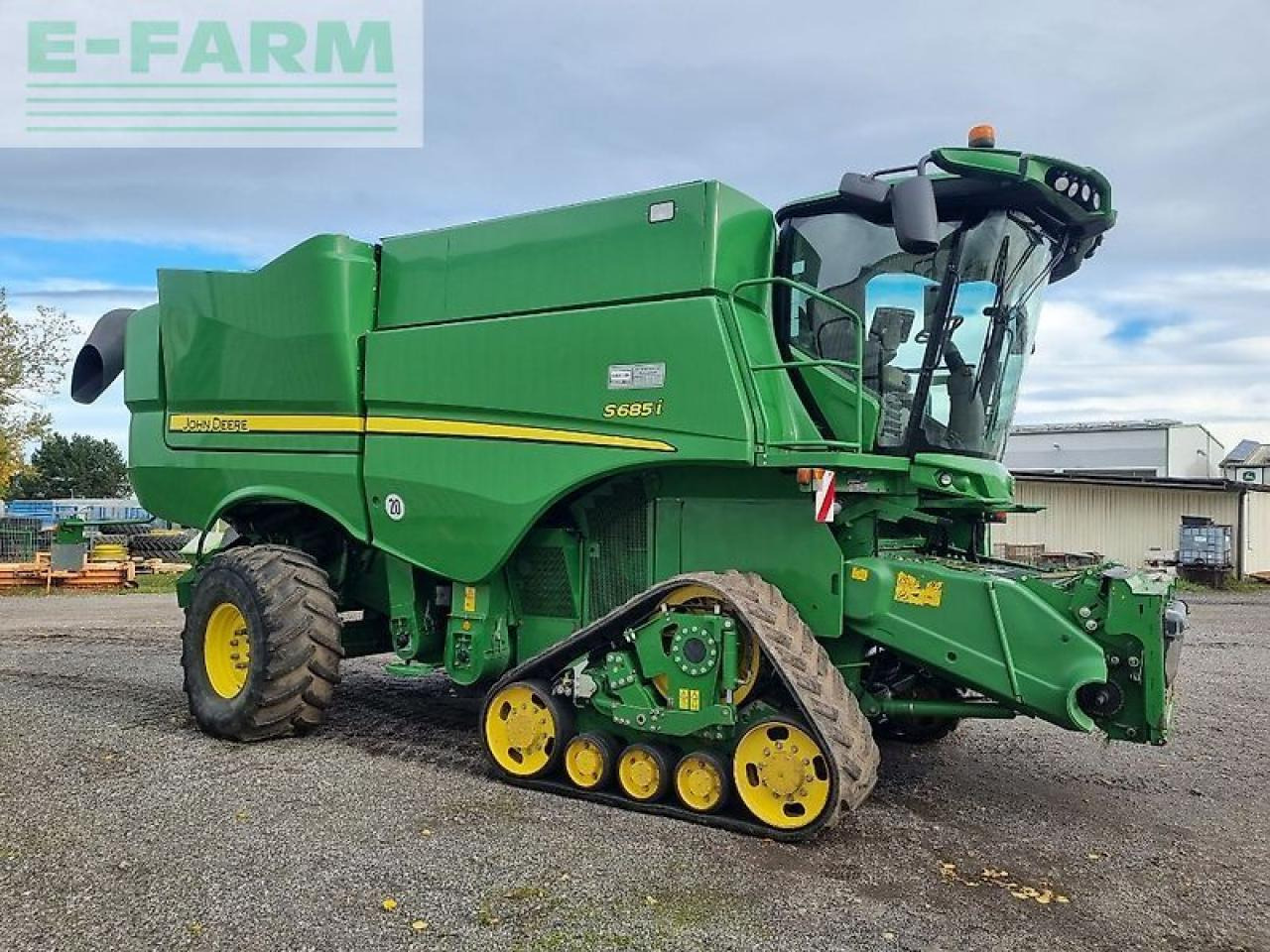 John Deere s685i my16 prod 20 - Зерноуборочный комбайн: фото 1 John Deere s685i my16 prod 20 - Зерноуборочный комбайн: фото 1