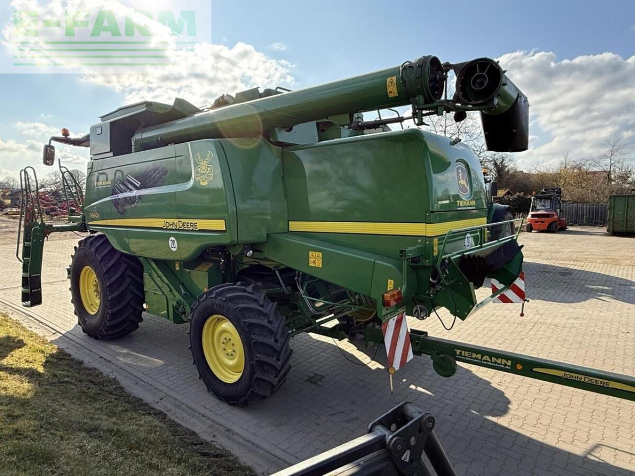 John Deere t660i pro drive - Зерноуборочный комбайн: фото 4 John Deere t660i pro drive - Зерноуборочный комбайн: фото 4
