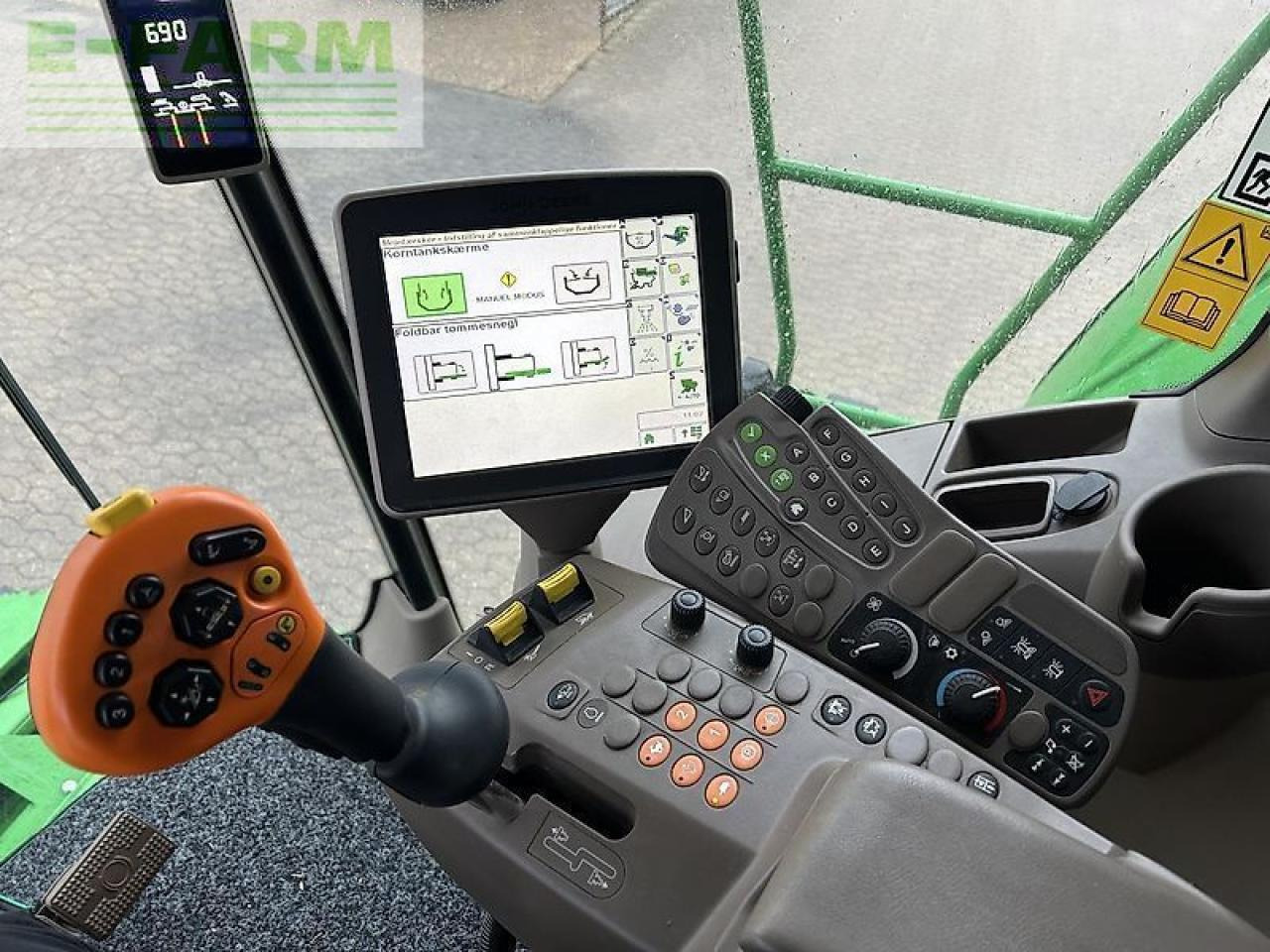 John Deere t670 - Зерноуборочный комбайн: фото 5 John Deere t670 - Зерноуборочный комбайн: фото 5