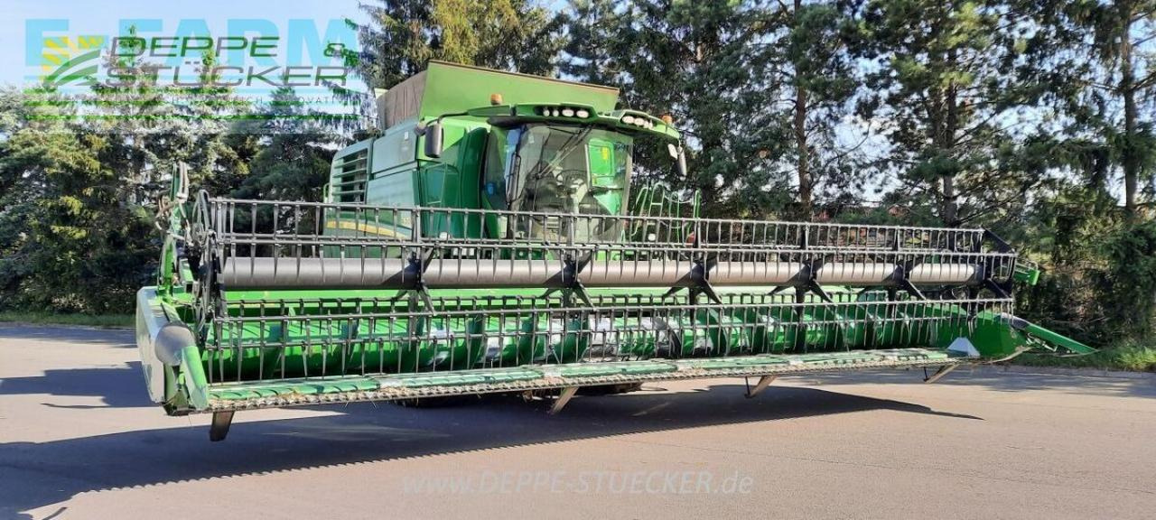 John Deere t670 - Зерноуборочный комбайн: фото 3 John Deere t670 - Зерноуборочный комбайн: фото 3