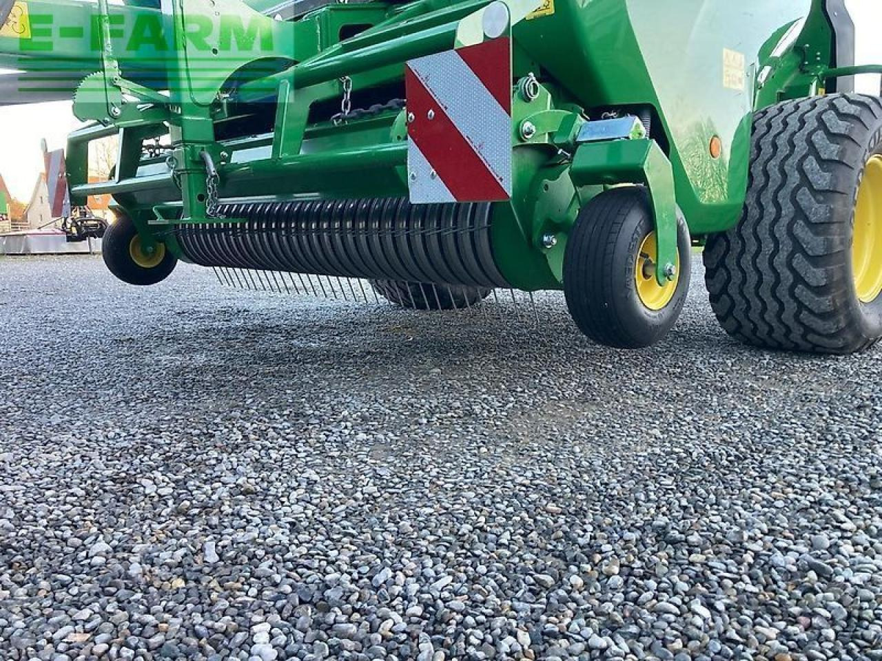 Пресс-подборщик тюковый John Deere v461m 25 messer iso: фото 6