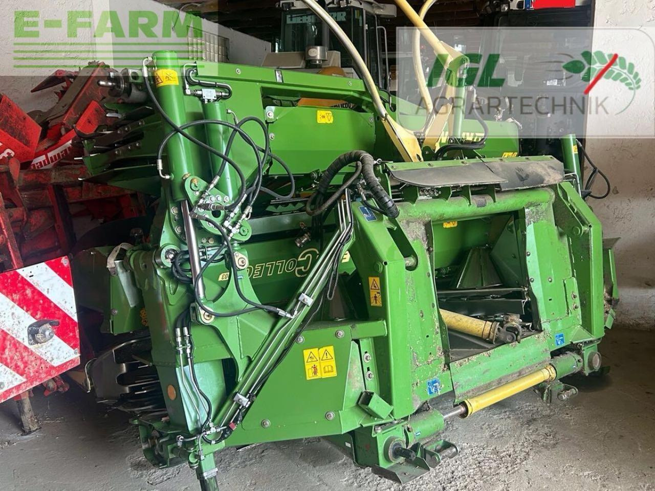 Krone easycollect 903 - Жатка кукурузная: фото 1 Krone easycollect 903 - Жатка кукурузная: фото 1