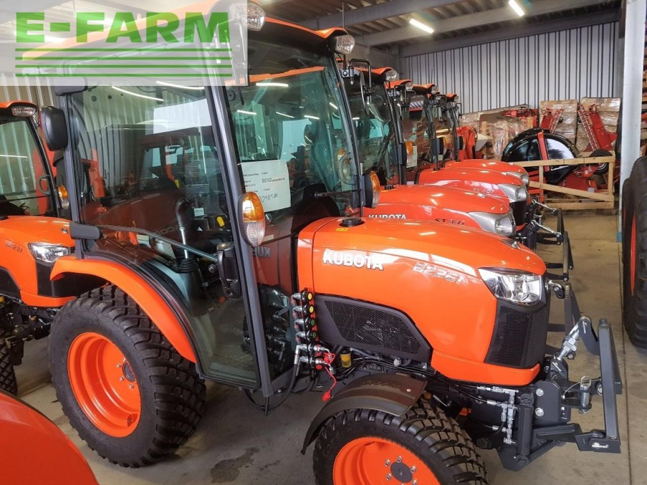 Kubota b2261 - Трактор: фото 2 Kubota b2261 - Трактор: фото 2