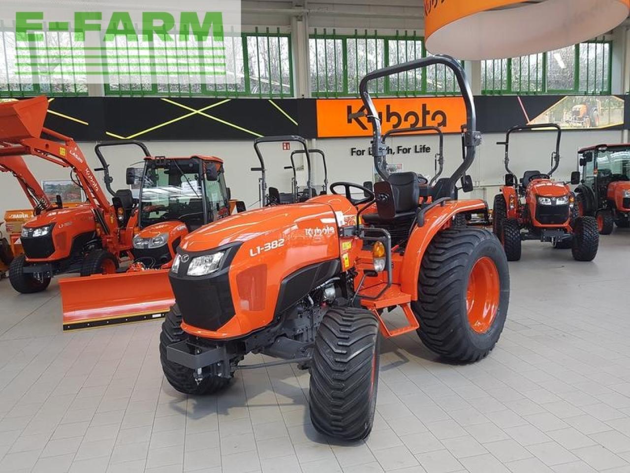Kubota l1-382 hydrostat - Трактор: фото 1 Kubota l1-382 hydrostat - Трактор: фото 1