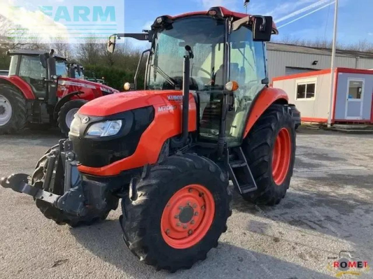 Kubota m7060 - Трактор: фото 2 Kubota m7060 - Трактор: фото 2