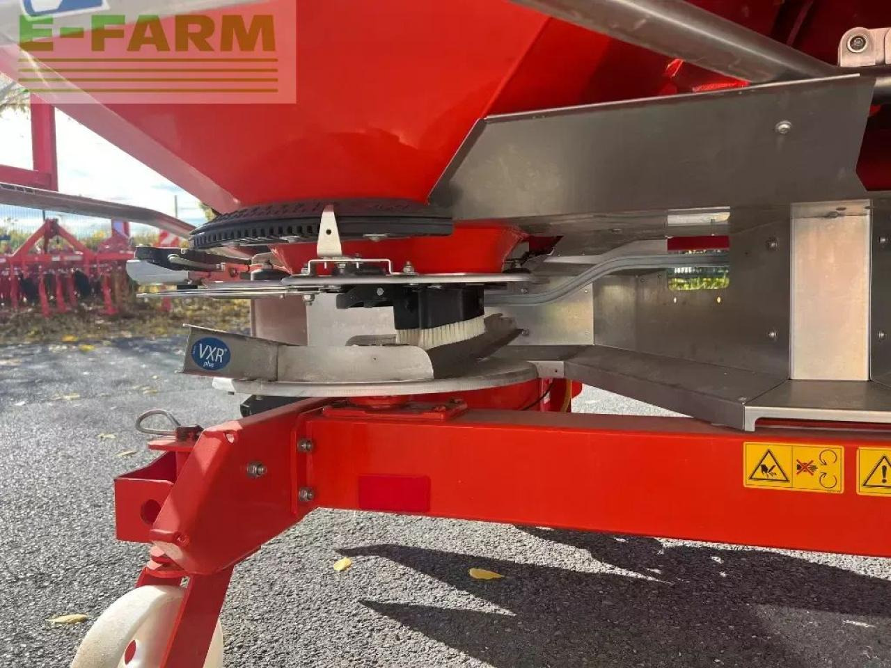 Kuhn axis 40.2 m-emc-w - Разбрасыватель удобрений: фото 5 Kuhn axis 40.2 m-emc-w - Разбрасыватель удобрений: фото 5