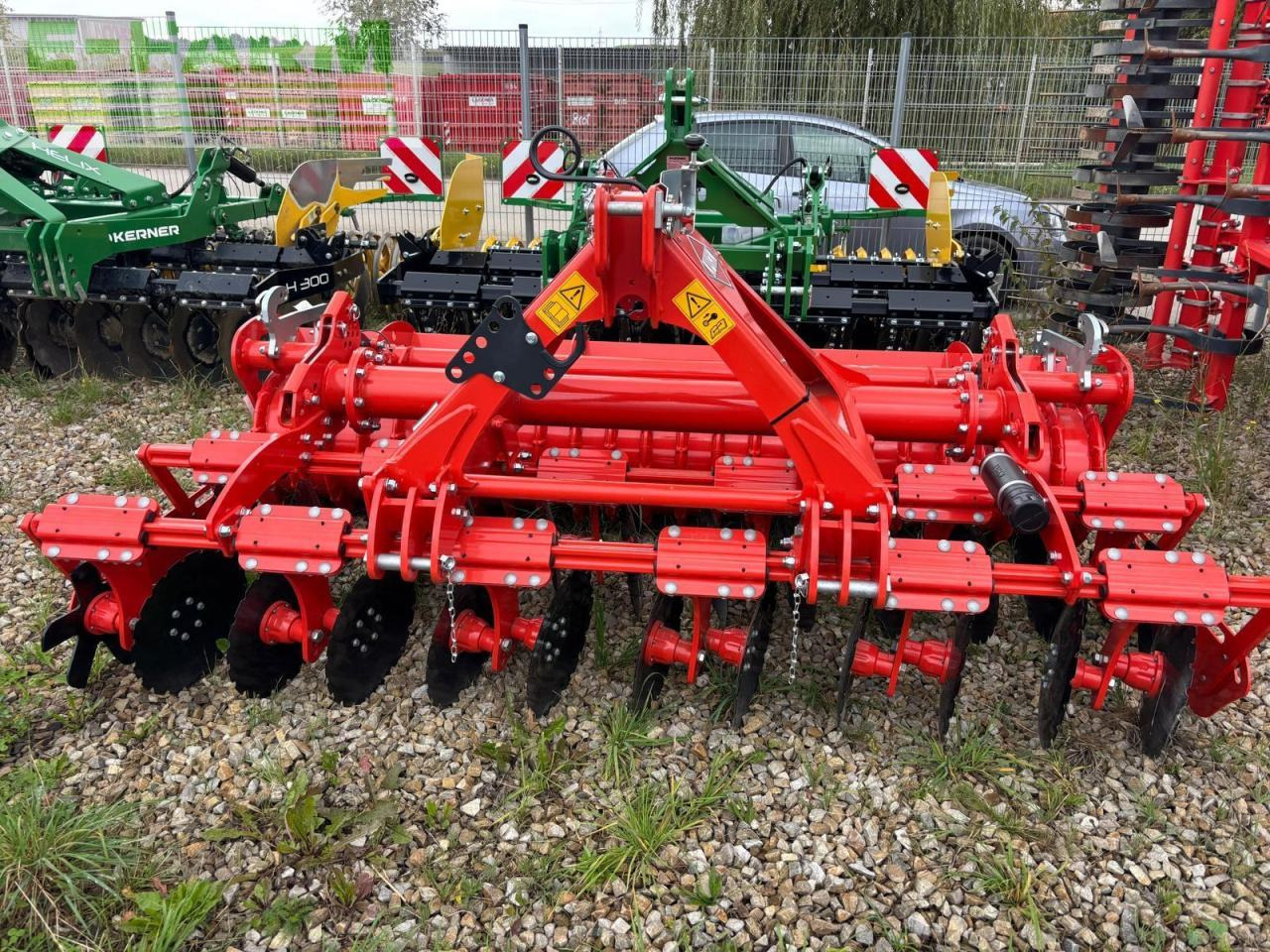 Kuhn cd 3020 - Дисковая борона: фото 1 Kuhn cd 3020 - Дисковая борона: фото 1