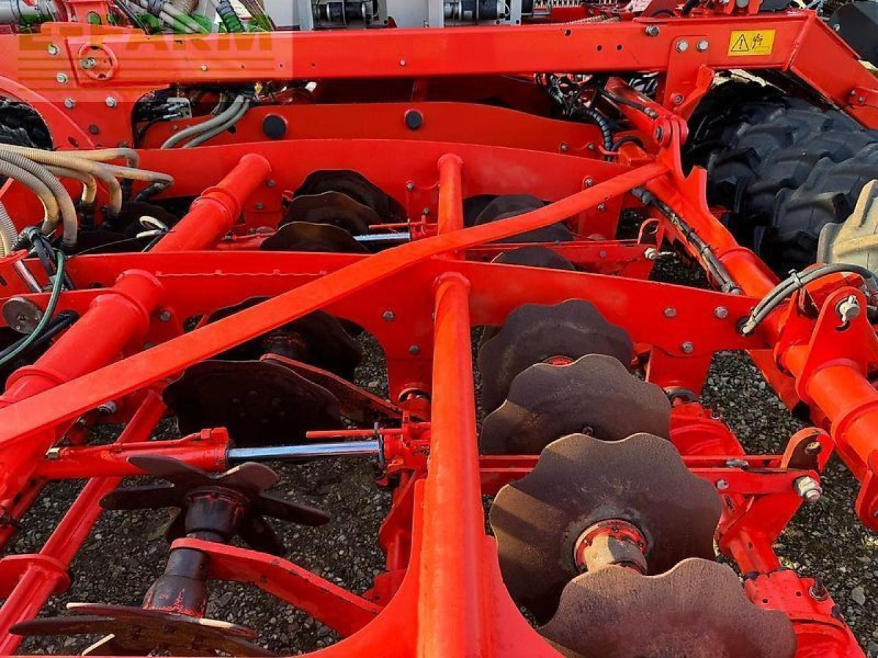 Kuhn espro 6000 - Сеялка: фото 4 Kuhn espro 6000 - Сеялка: фото 4