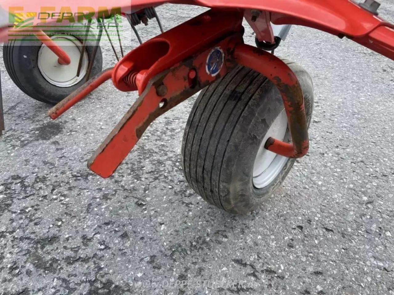 Kuhn gf10803 (my 2023) - Сеноворошилка: фото 2 Kuhn gf10803 (my 2023) - Сеноворошилка: фото 2