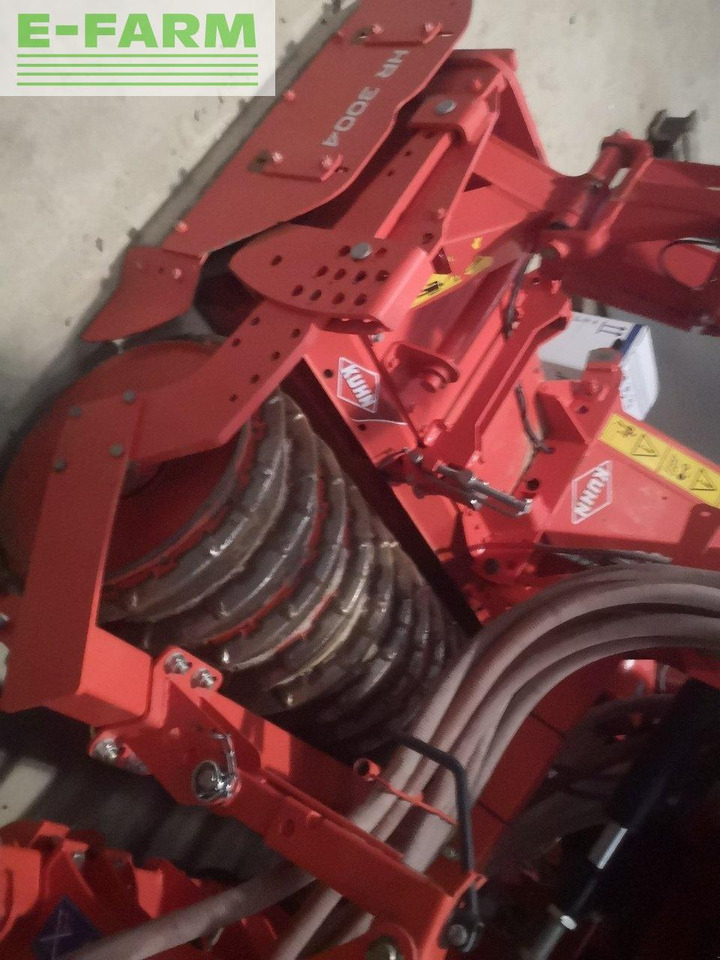 Kuhn hr 3004 - Техника для обработки почвы: фото 2 Kuhn hr 3004 - Техника для обработки почвы: фото 2