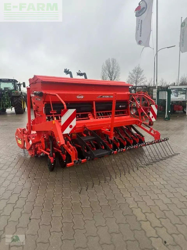 Kuhn integra 3003 24sd + hrb303d - Сеялка: фото 4 Kuhn integra 3003 24sd + hrb303d - Сеялка: фото 4