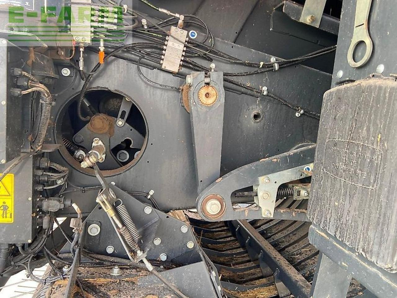 Пресс-подборщик тюковый Kuhn lsb 1290d: фото 28 Пресс-подборщик тюковый Kuhn lsb 1290d: фото 28