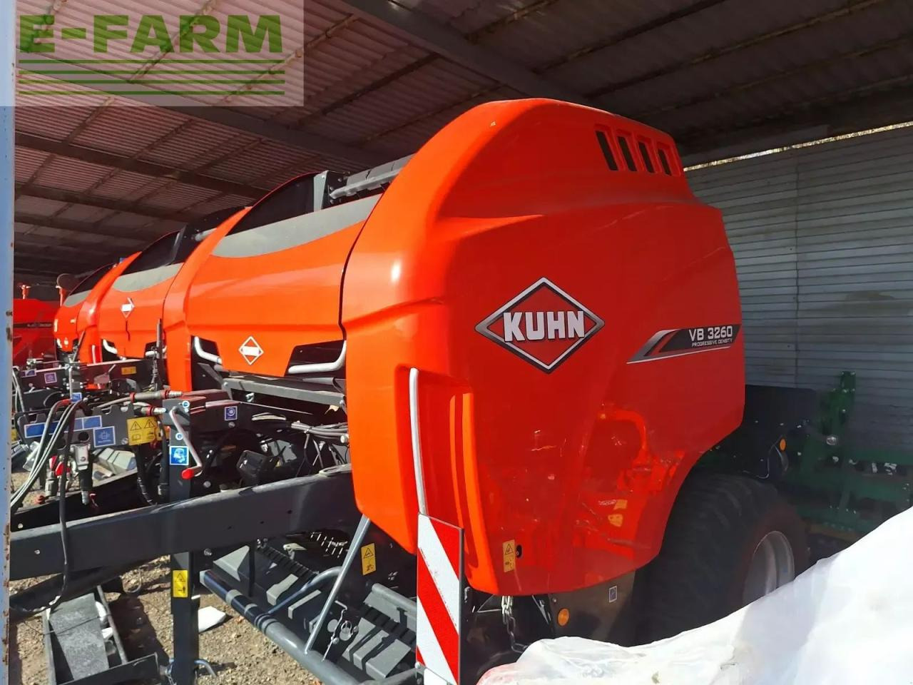 Kuhn vb 3260 - Пресс-подборщик тюковый: фото 2 Kuhn vb 3260 - Пресс-подборщик тюковый: фото 2