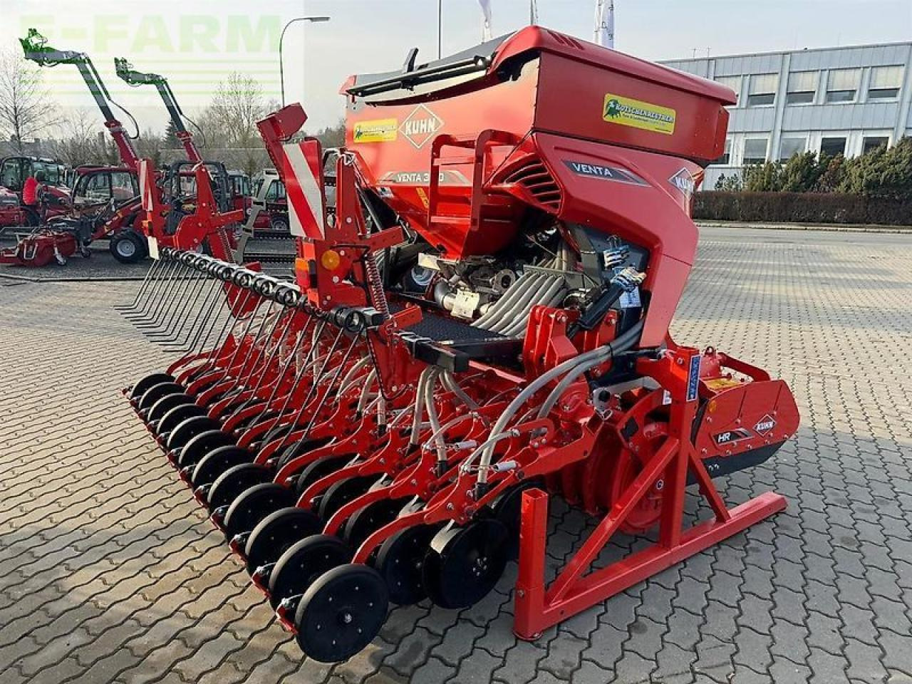 Kuhn venta 1500 liter + hr3030 - Сеялка: фото 1 Kuhn venta 1500 liter + hr3030 - Сеялка: фото 1