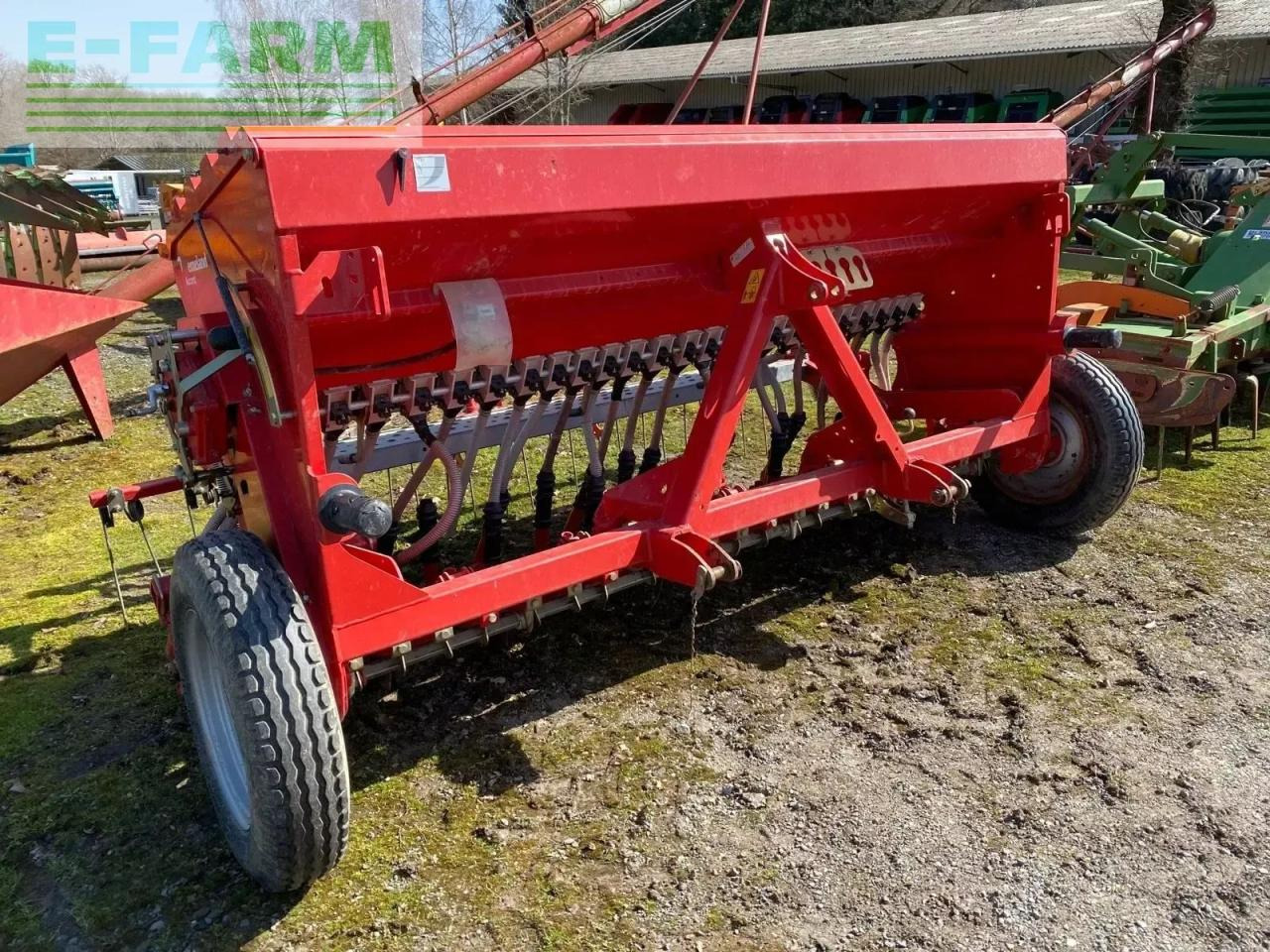 Kverneland semoir à grains m-drill kverneland - Сеялка точного высева: фото 2 Kverneland semoir à grains m-drill kverneland - Сеялка точного высева: фото 2