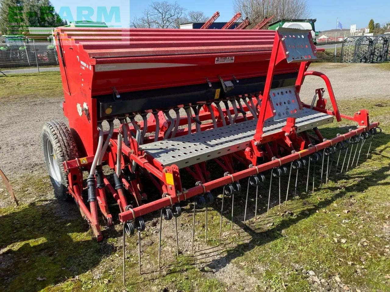 Kverneland semoir à grains m-drill kverneland - Сеялка точного высева: фото 1 Kverneland semoir à grains m-drill kverneland - Сеялка точного высева: фото 1