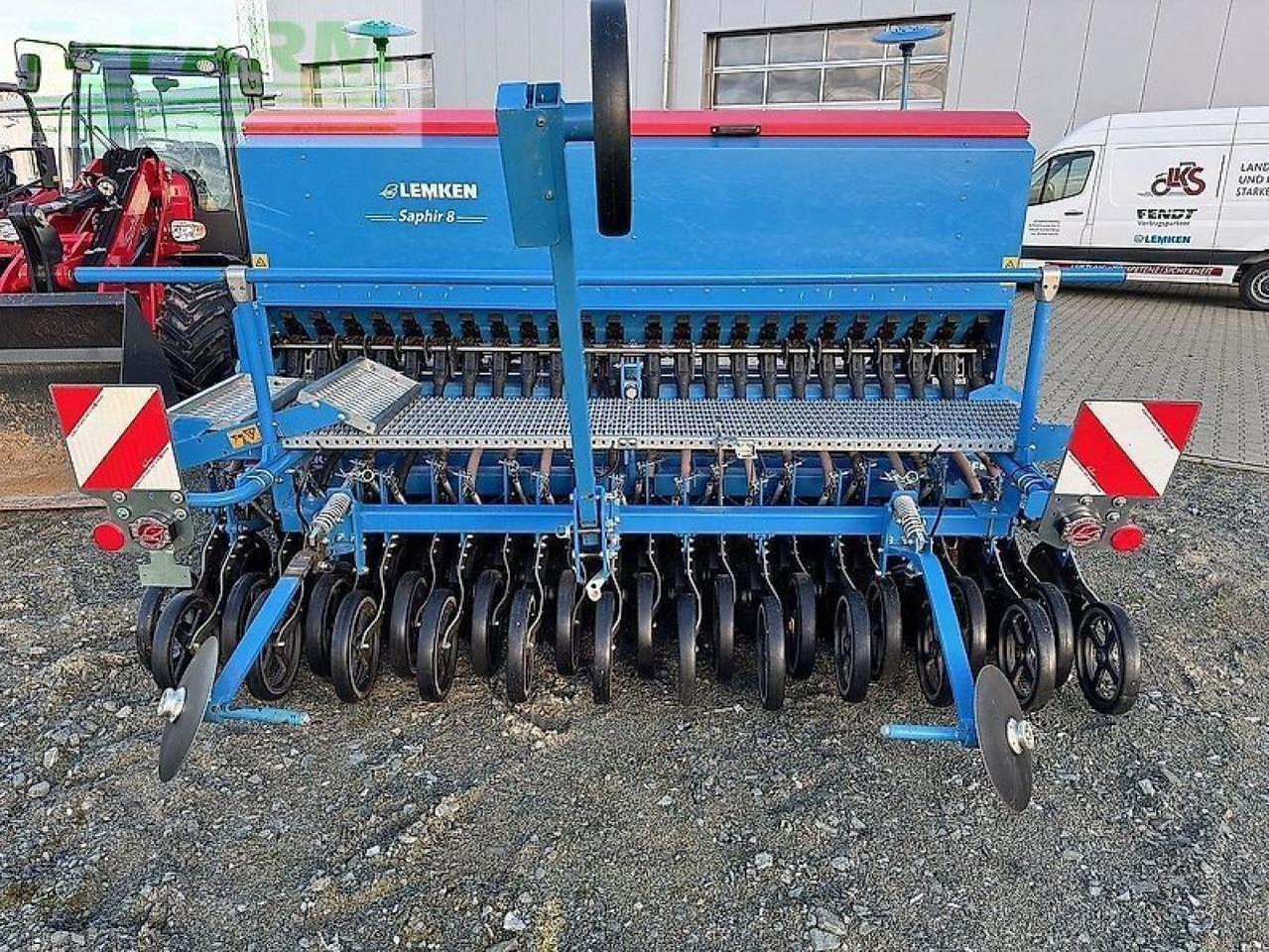 Lemken saphir 8 / 300 ds + zirkon 8 / 300 - Сеялка: фото 5 Lemken saphir 8 / 300 ds + zirkon 8 / 300 - Сеялка: фото 5