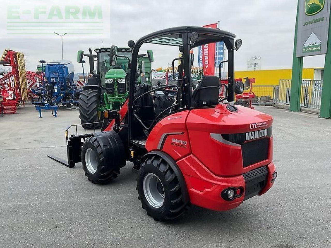 Manitou mla 3-25 h - Мини-экскаватор: фото 4 Manitou mla 3-25 h - Мини-экскаватор: фото 4