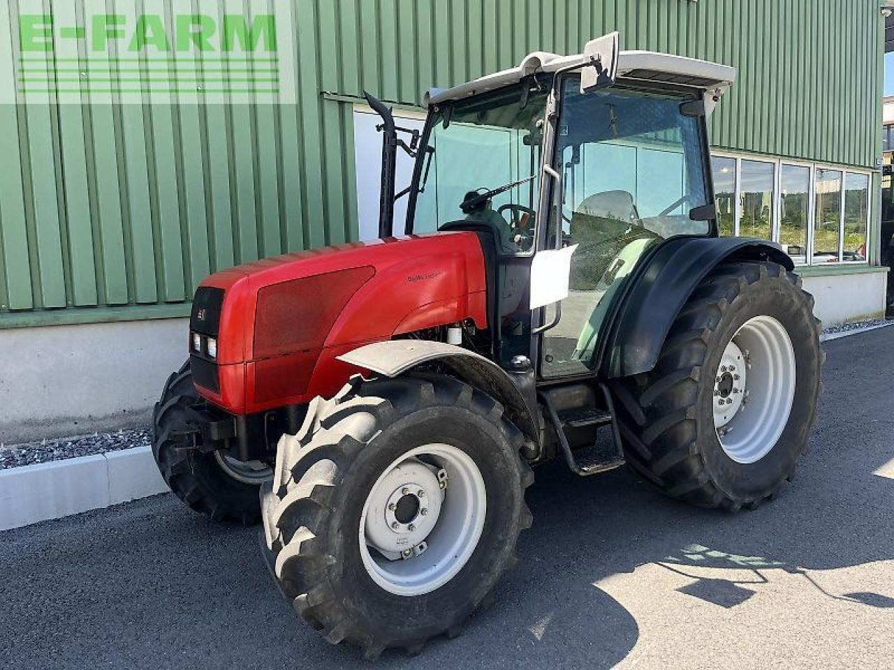 Massey Ferguson 2435 - Трактор: фото 1 Massey Ferguson 2435 - Трактор: фото 1
