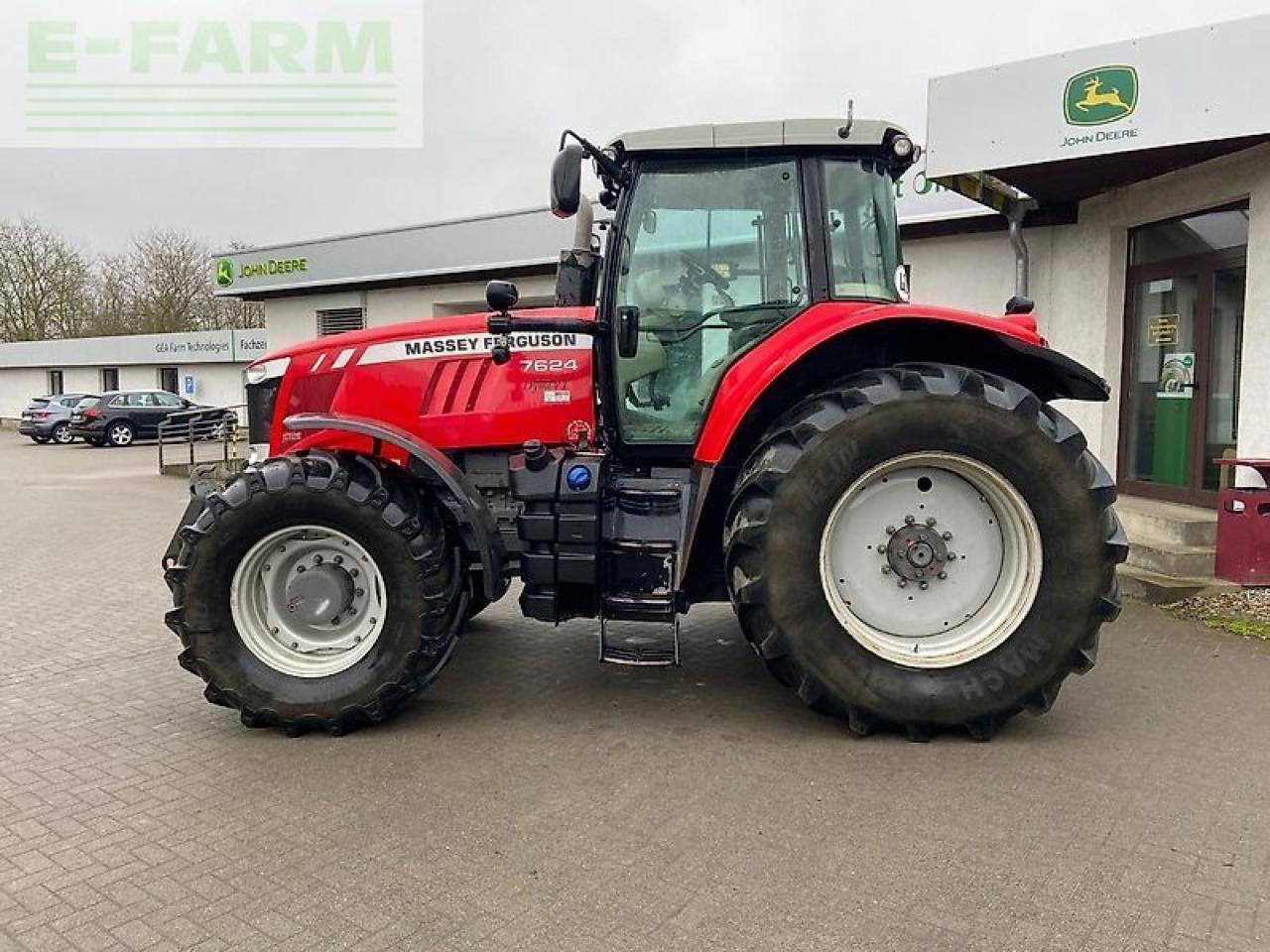Massey Ferguson 7624 - Трактор: фото 2 Massey Ferguson 7624 - Трактор: фото 2