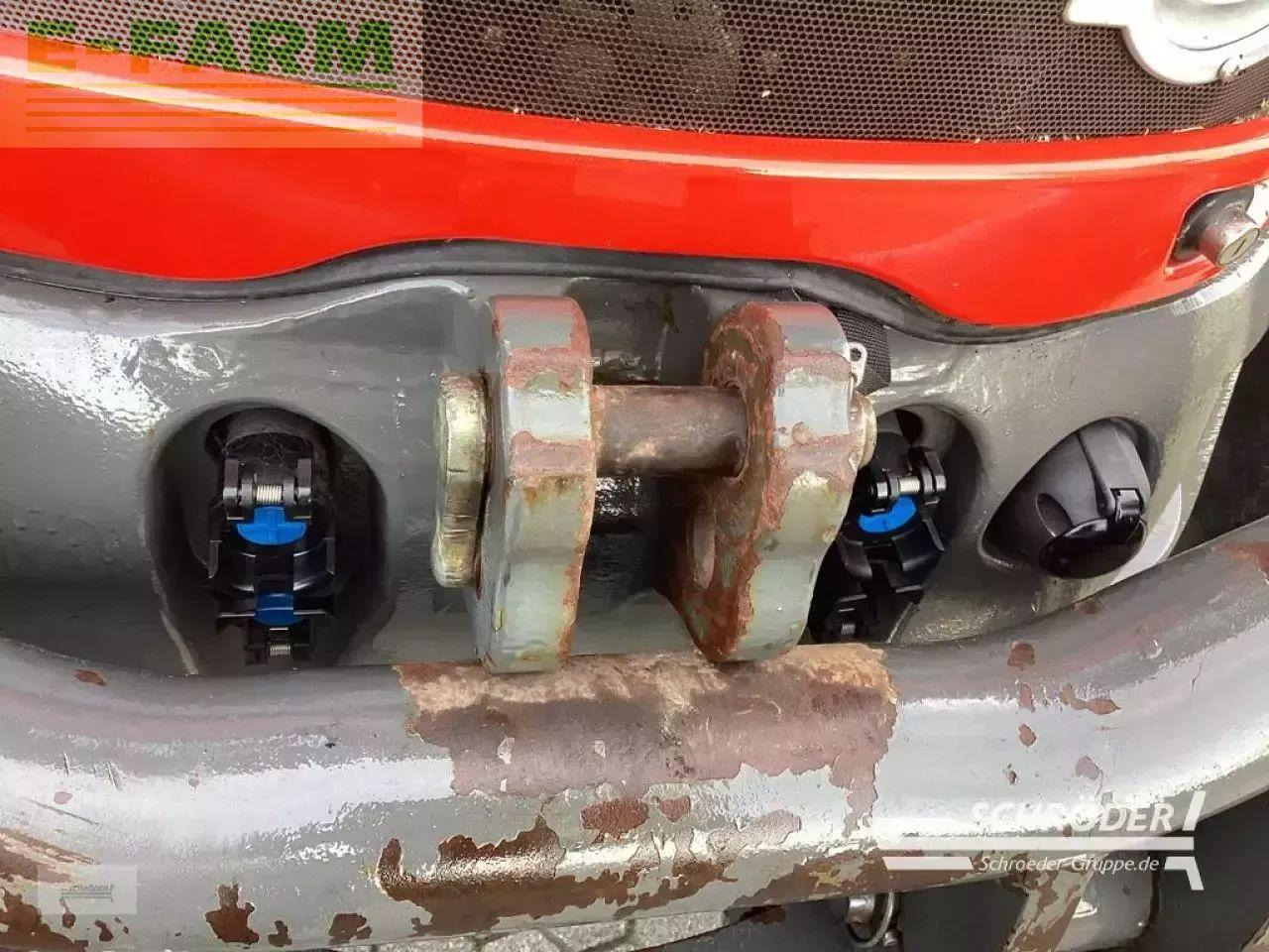 Massey Ferguson 8670 dyna-vt excellence - Трактор: фото 4 Massey Ferguson 8670 dyna-vt excellence - Трактор: фото 4