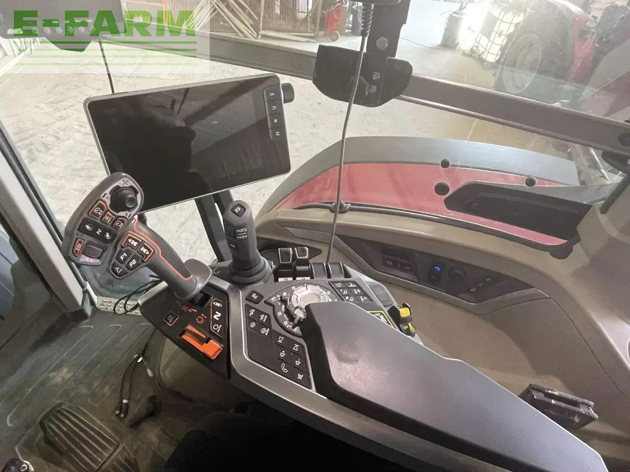 Massey Ferguson 8s.205 d7 - Трактор: фото 2 Massey Ferguson 8s.205 d7 - Трактор: фото 2