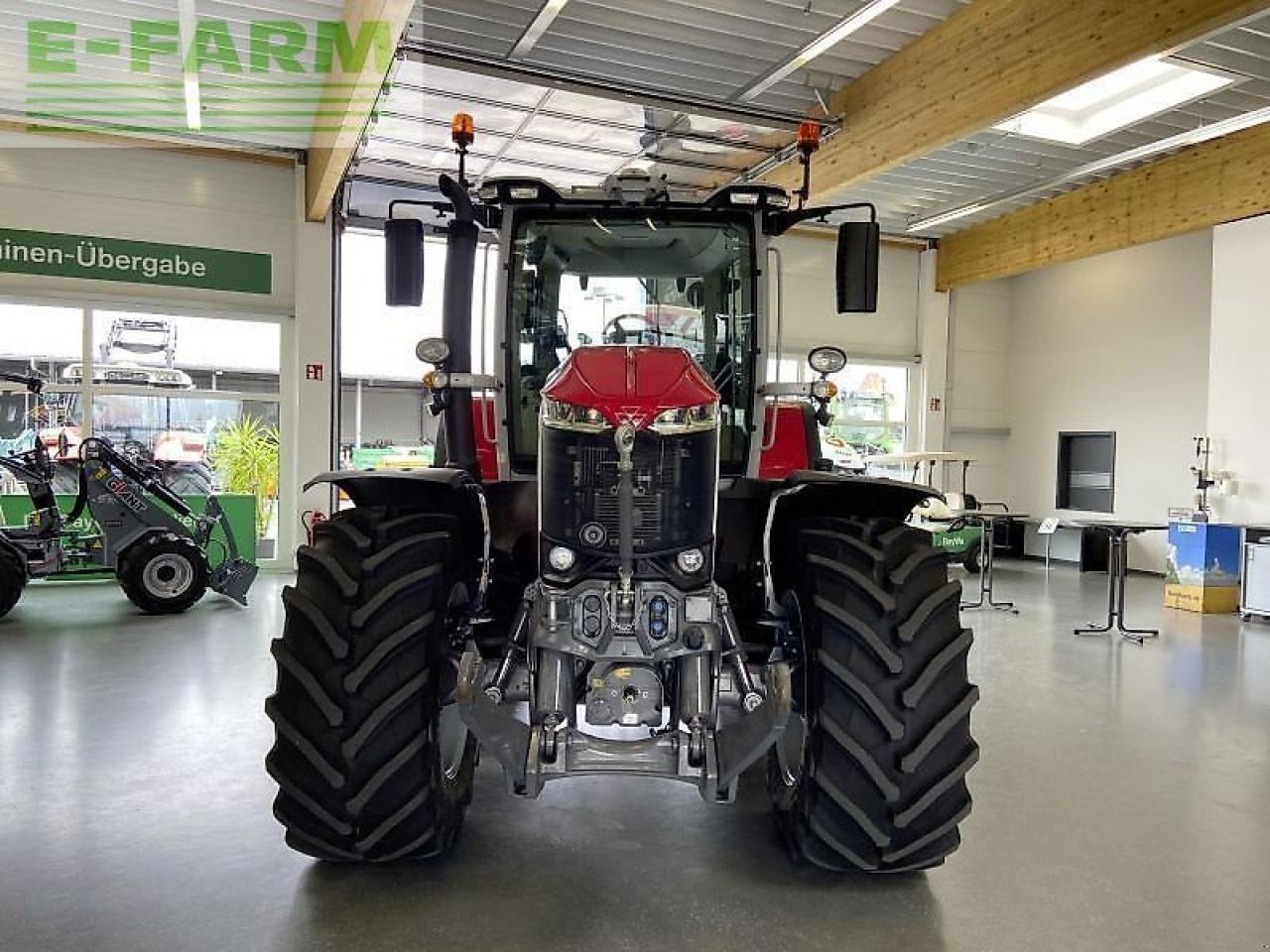Massey Ferguson 8s.225 dyna e-power - Трактор: фото 4 Massey Ferguson 8s.225 dyna e-power - Трактор: фото 4