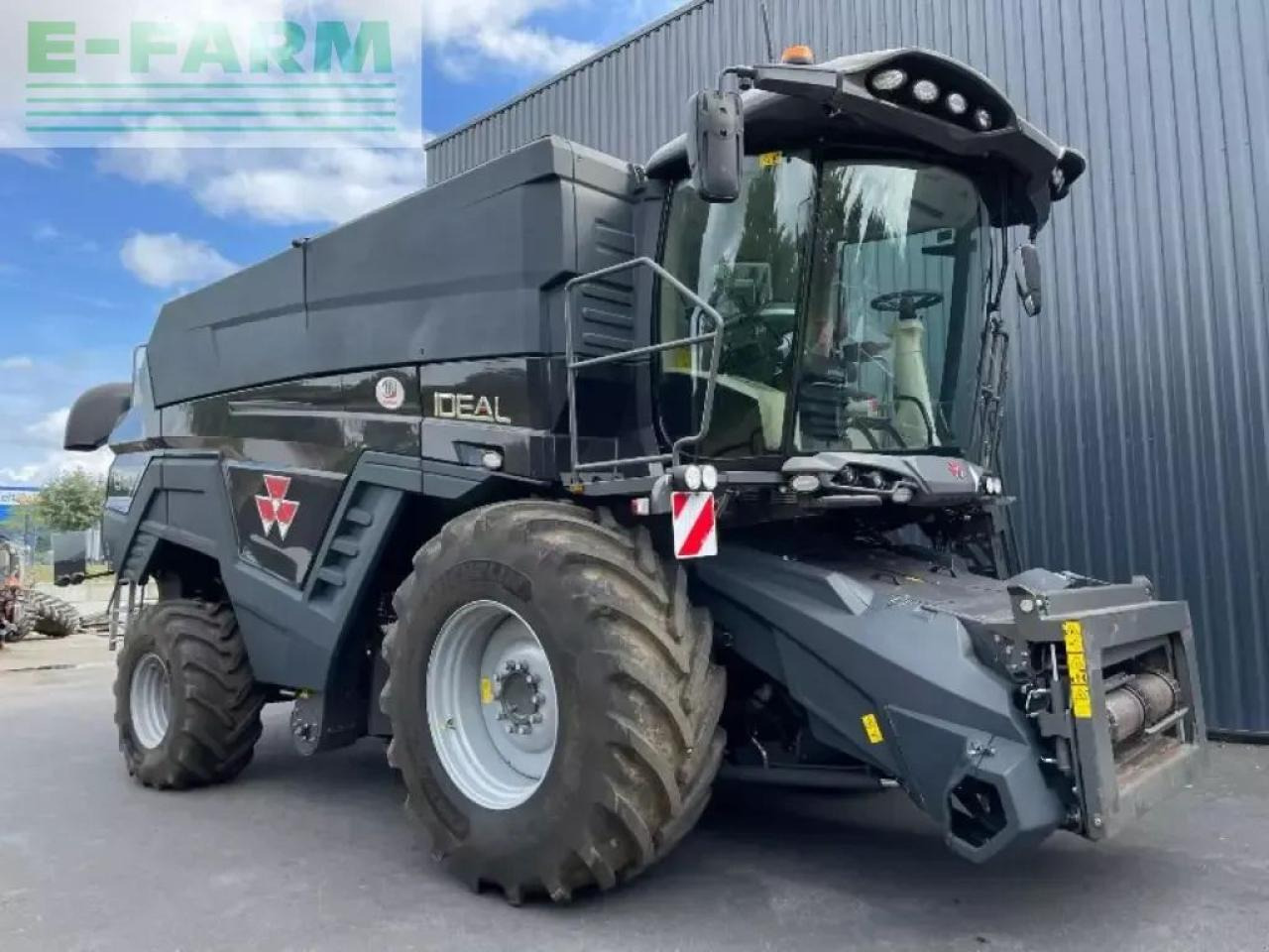 Massey Ferguson ideal 8 pl - Зерноуборочный комбайн: фото 2 Massey Ferguson ideal 8 pl - Зерноуборочный комбайн: фото 2