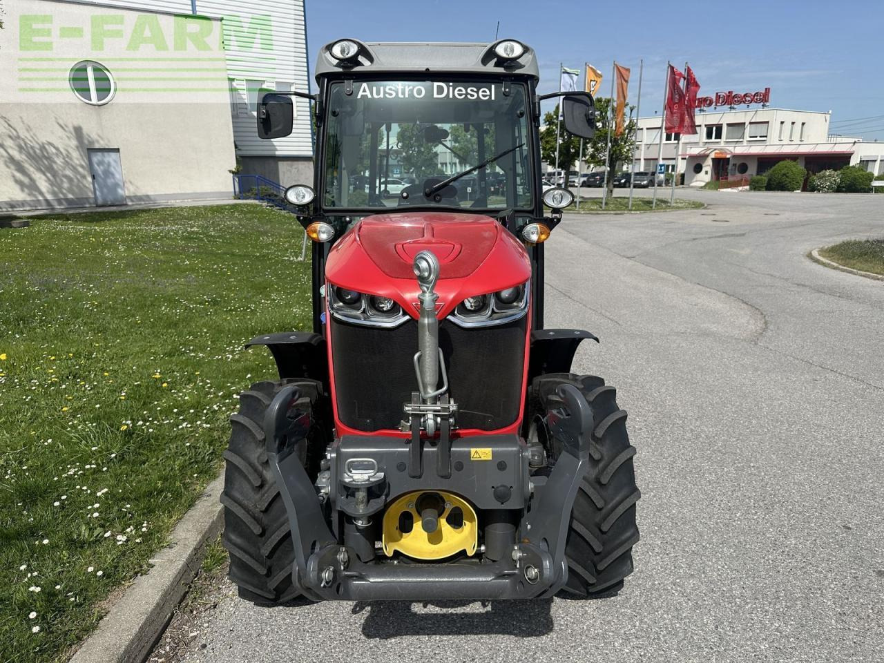 Massey Ferguson mf 3708 - Трактор: фото 2 Massey Ferguson mf 3708 - Трактор: фото 2