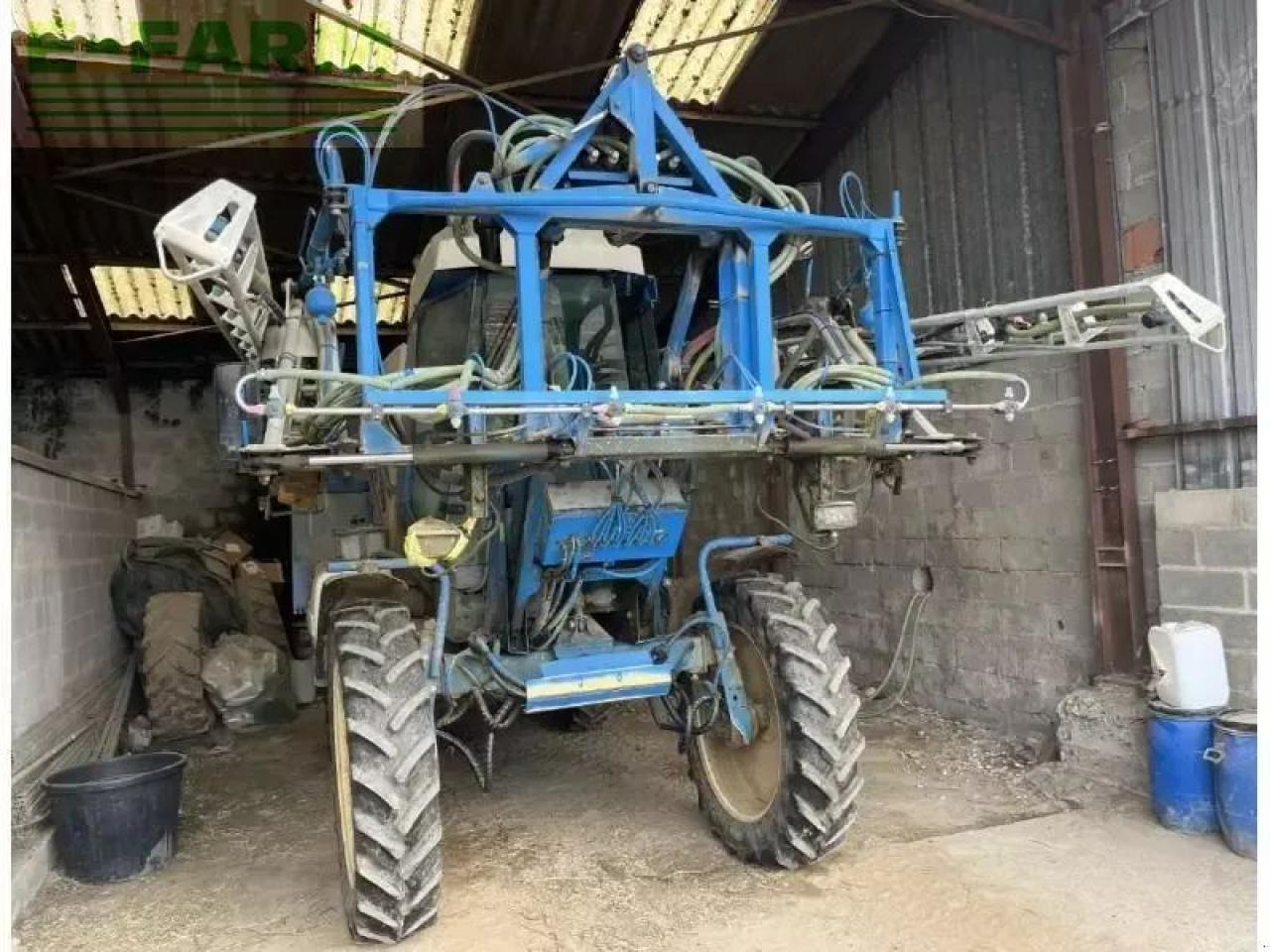 Matrot md 24 - Прицепной опрыскиватель: фото 1 Matrot md 24 - Прицепной опрыскиватель: фото 1