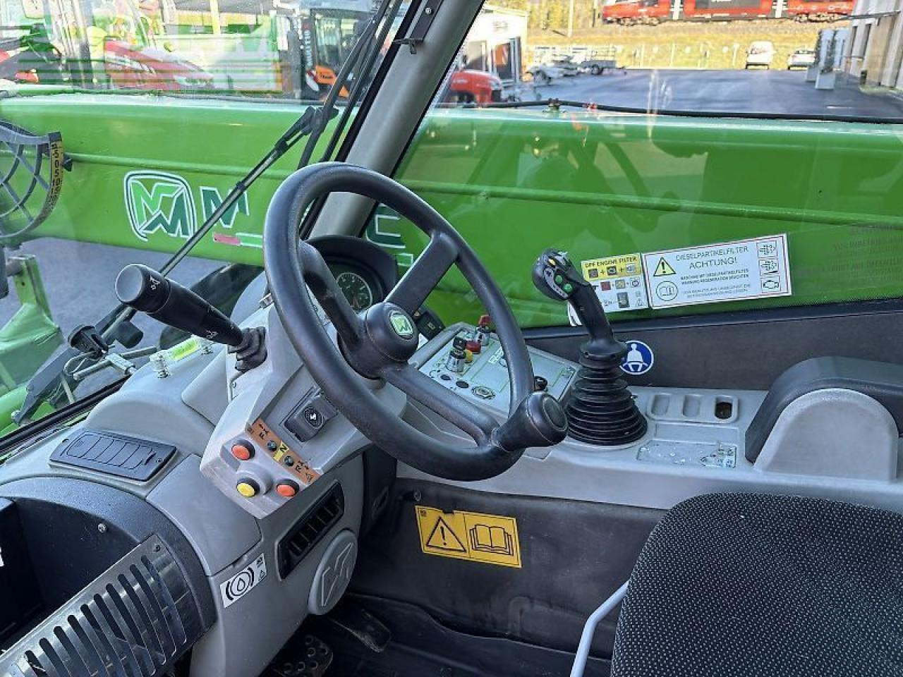 Телескопический погрузчик Merlo p 32.6 top: фото 13