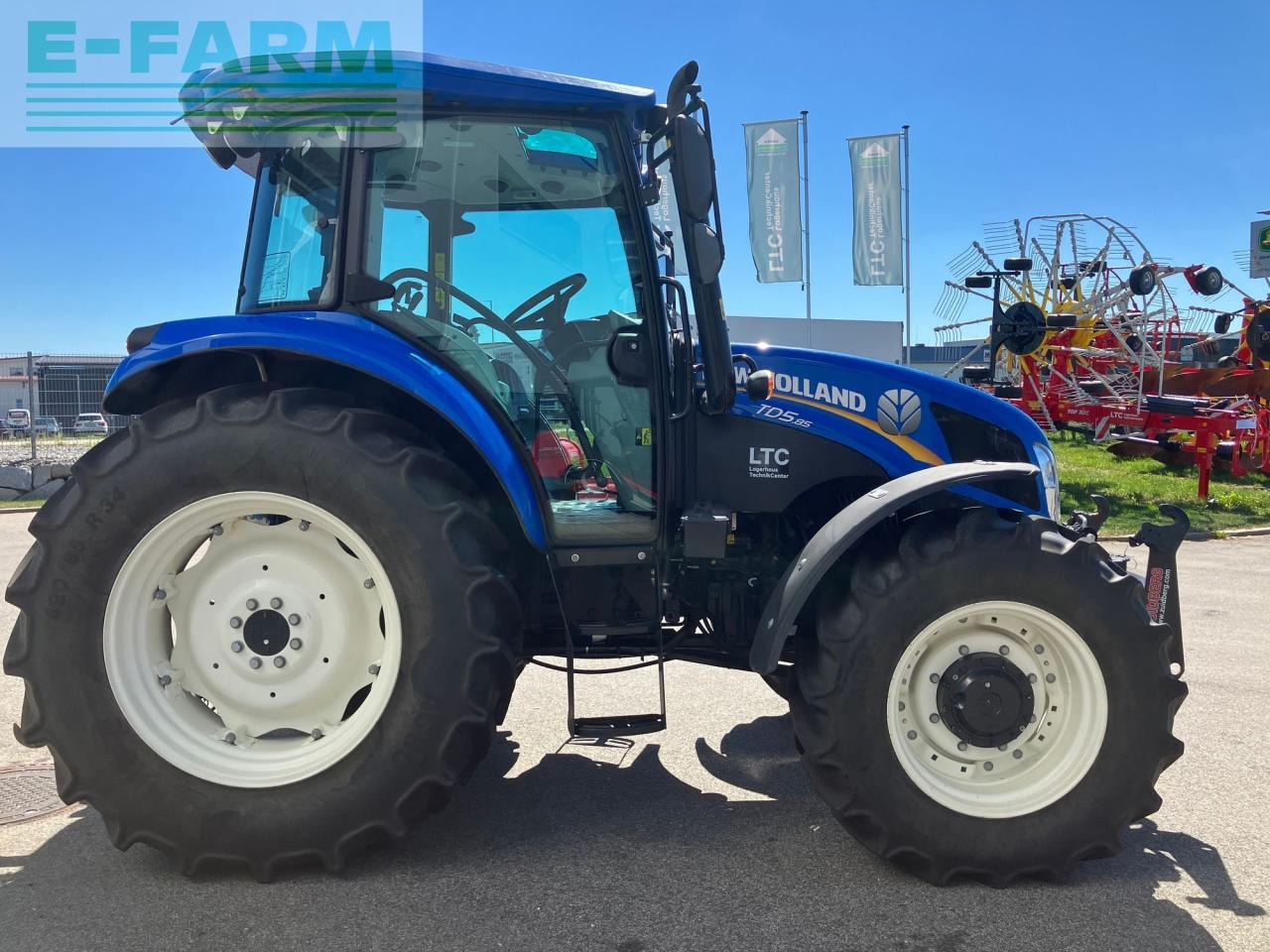 New Holland TD5.85 - Трактор: фото 5 New Holland TD5.85 - Трактор: фото 5