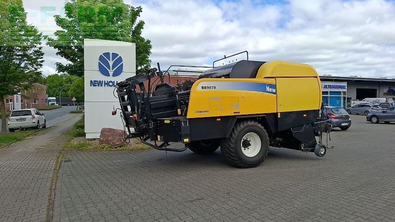 New Holland bb 9070 - Пресс-подборщик тюковый: фото 2 New Holland bb 9070 - Пресс-подборщик тюковый: фото 2