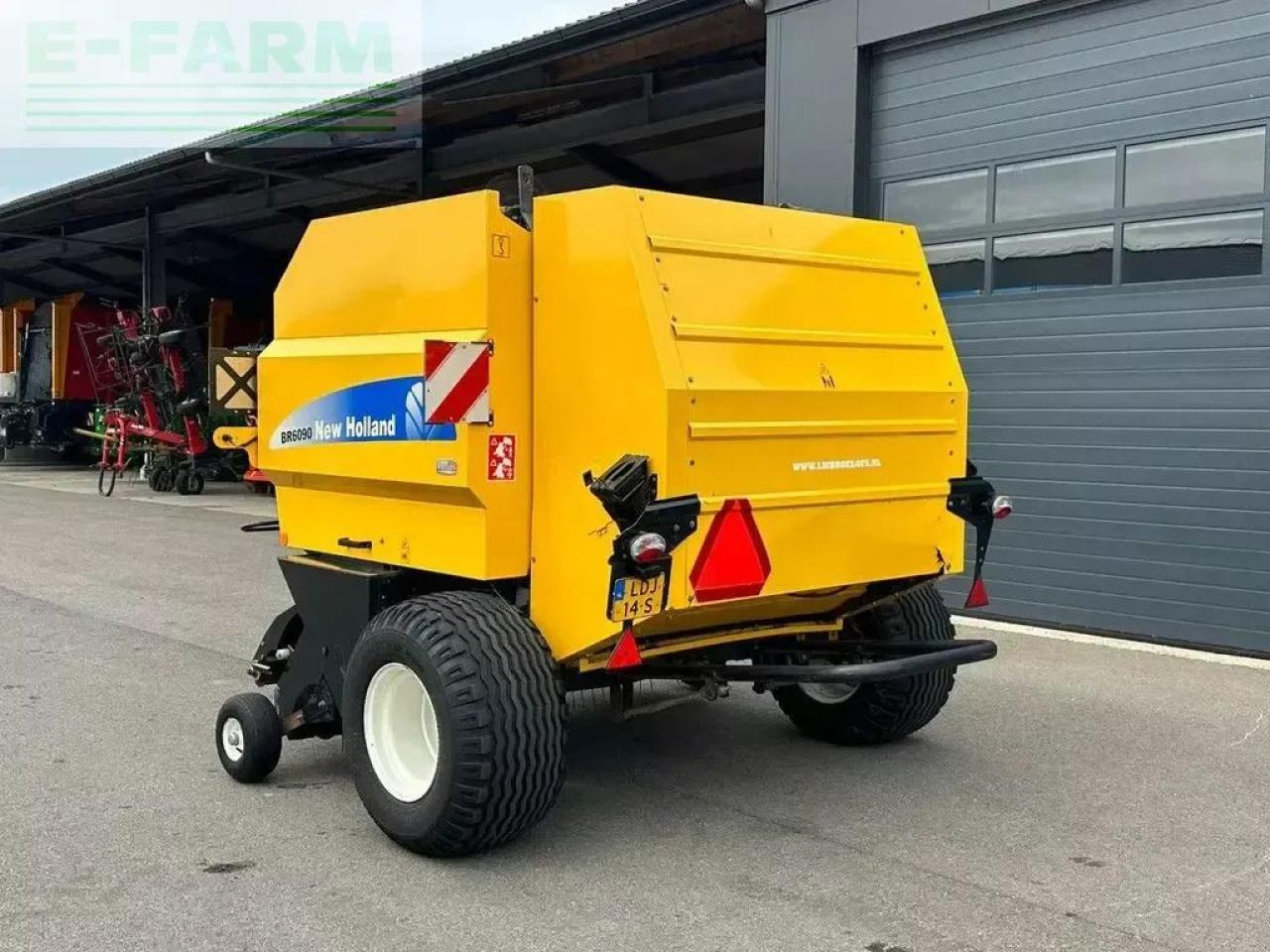 New Holland br6090 balenpers - Пресс-подборщик тюковый: фото 5 New Holland br6090 balenpers - Пресс-подборщик тюковый: фото 5