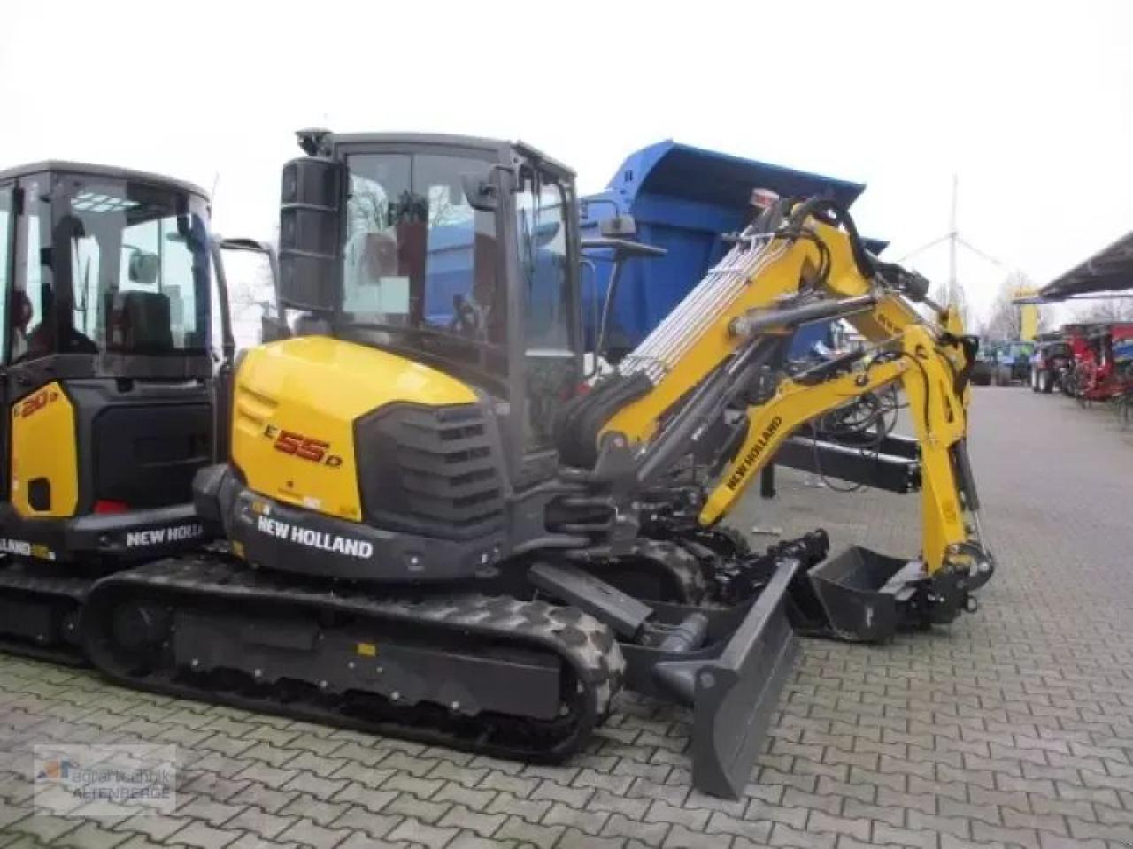Мини-экскаватор New Holland e55d: фото 6