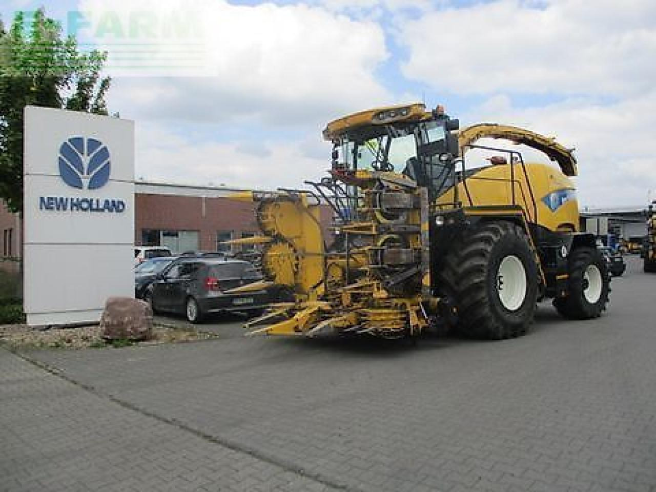 New Holland fr 9050 / fr9050 - Кормоуборочный комбайн: фото 2 New Holland fr 9050 / fr9050 - Кормоуборочный комбайн: фото 2
