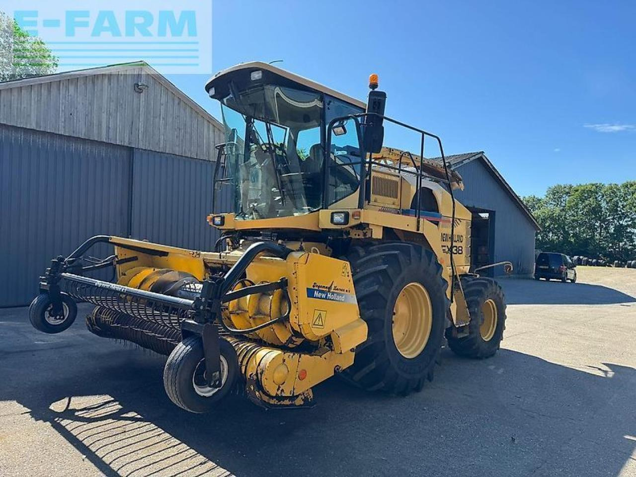 New Holland fx38 - Кормоуборочный комбайн: фото 1 New Holland fx38 - Кормоуборочный комбайн: фото 1