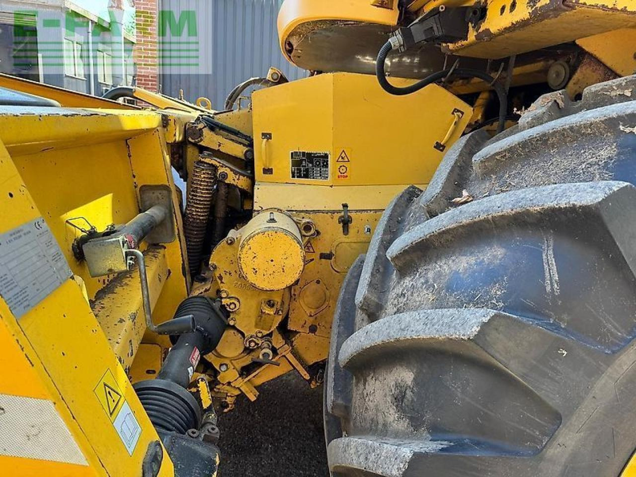 New Holland fx38 - Кормоуборочный комбайн: фото 5 New Holland fx38 - Кормоуборочный комбайн: фото 5