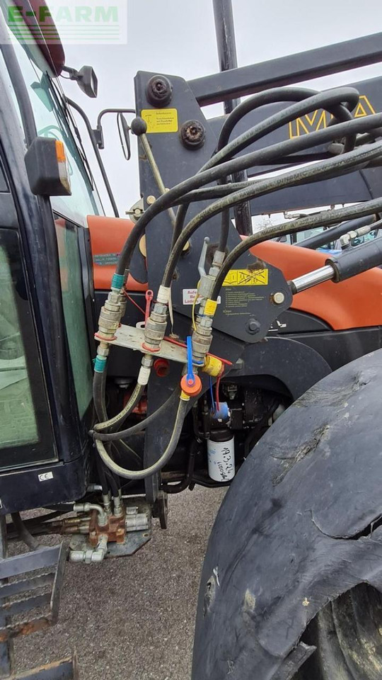 New Holland l 85 dt standard - Трактор: фото 3 New Holland l 85 dt standard - Трактор: фото 3