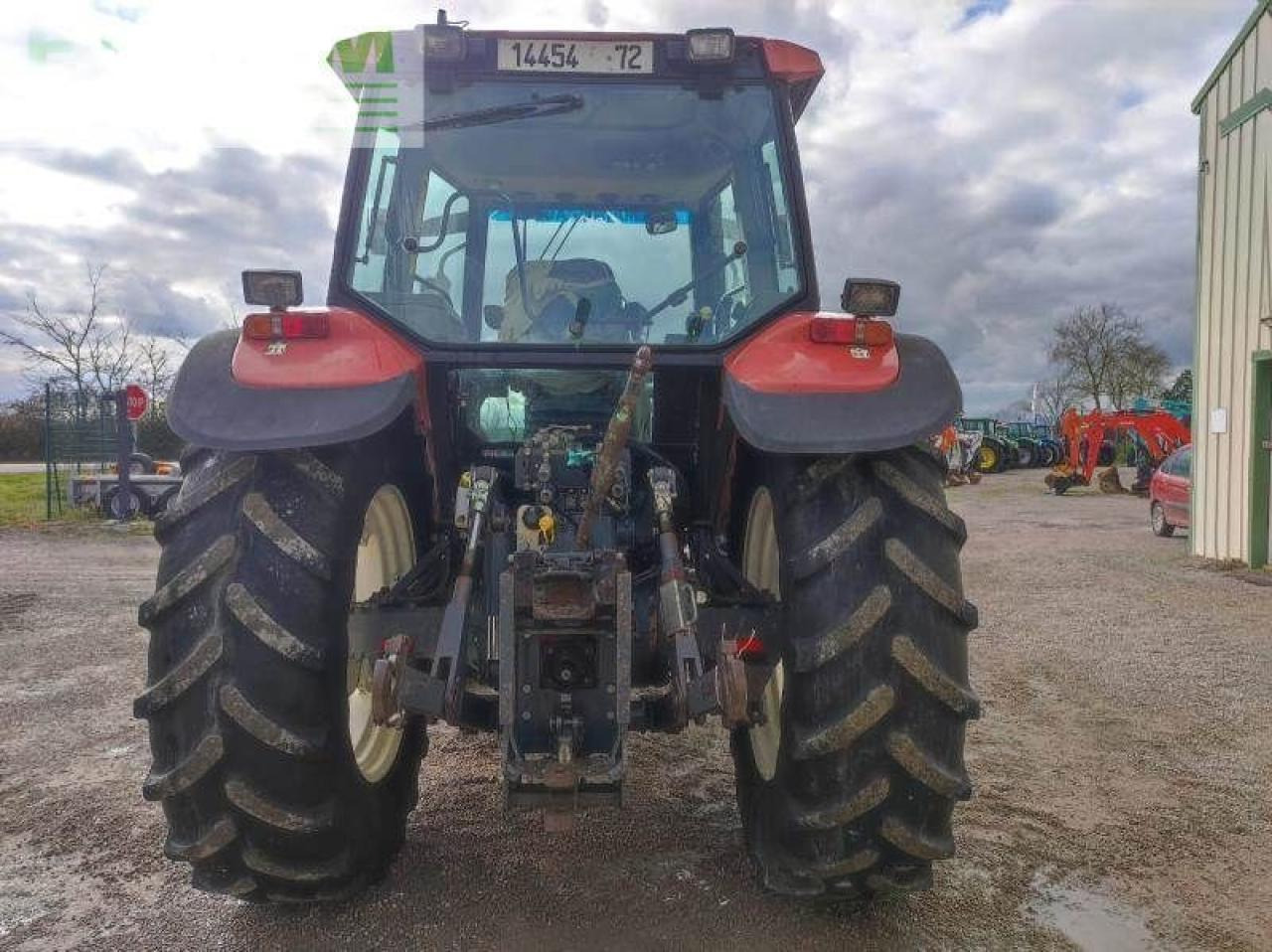 New Holland m100 - Трактор: фото 4 New Holland m100 - Трактор: фото 4