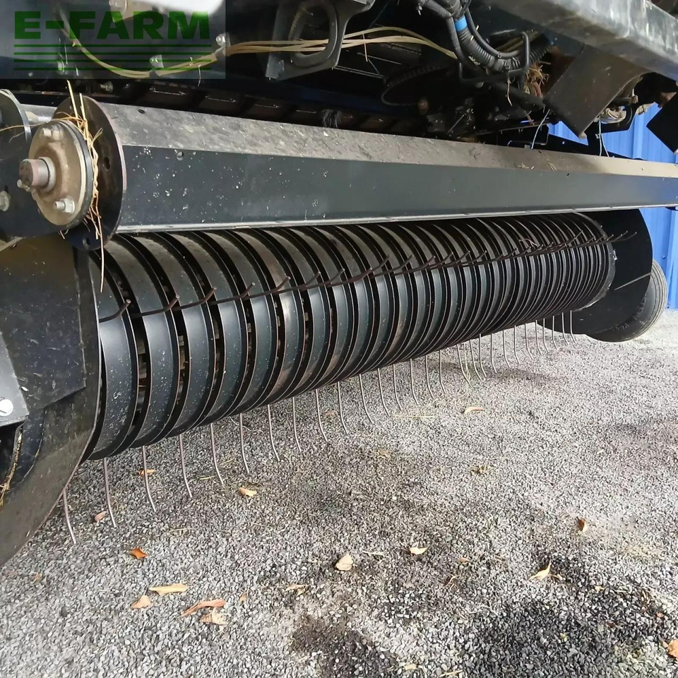 New Holland rb 180 - Пресс-подборщик тюковый: фото 5 New Holland rb 180 - Пресс-подборщик тюковый: фото 5