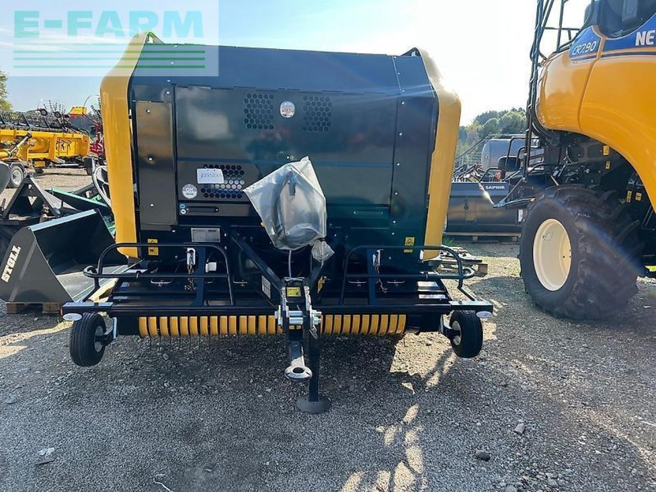 New Holland roll-bar 125 rotor cutter - Пресс-подборщик тюковый: фото 2 New Holland roll-bar 125 rotor cutter - Пресс-подборщик тюковый: фото 2