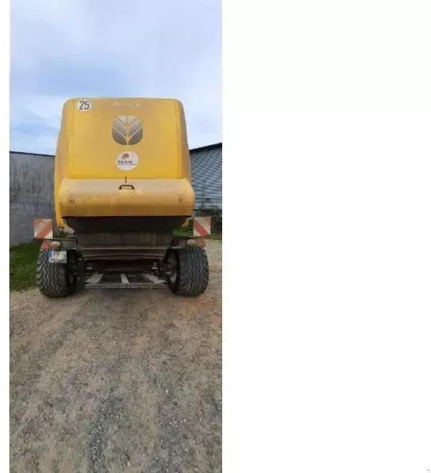 New Holland roll-belt180 - Пресс-подборщик тюковый: фото 3 New Holland roll-belt180 - Пресс-подборщик тюковый: фото 3