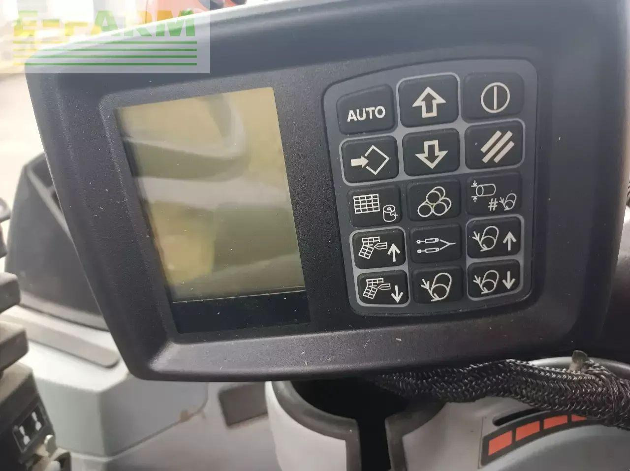 New Holland rolt belt 180 superfeed - Пресс-подборщик тюковый: фото 5 New Holland rolt belt 180 superfeed - Пресс-подборщик тюковый: фото 5