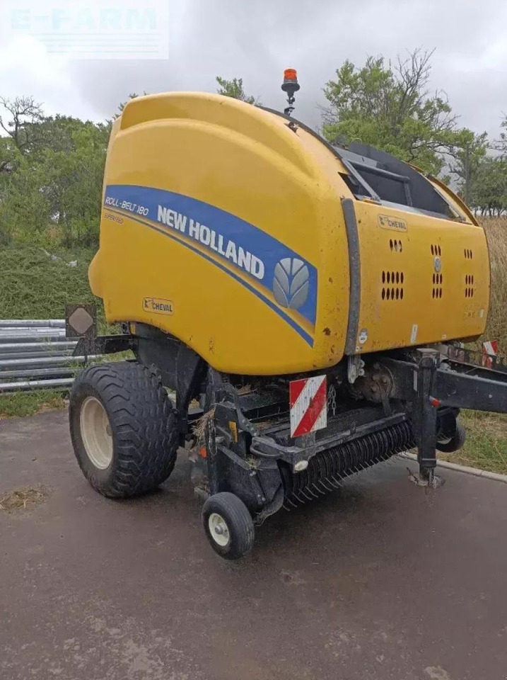 New Holland rolt belt 180 superfeed - Пресс-подборщик тюковый: фото 2 New Holland rolt belt 180 superfeed - Пресс-подборщик тюковый: фото 2