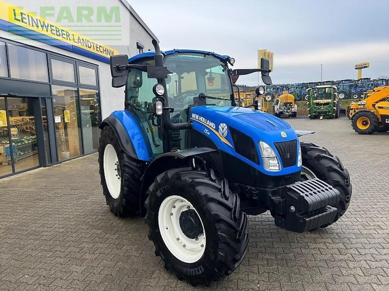 New Holland t 5.95 - Трактор: фото 2 New Holland t 5.95 - Трактор: фото 2