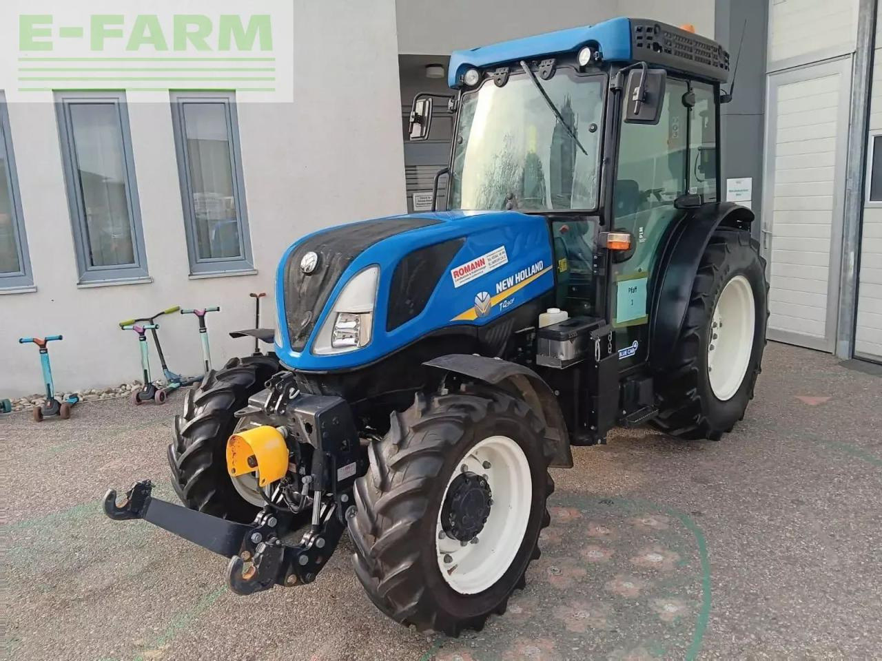 New Holland t4.90 f F - Трактор: фото 3 New Holland t4.90 f F - Трактор: фото 3