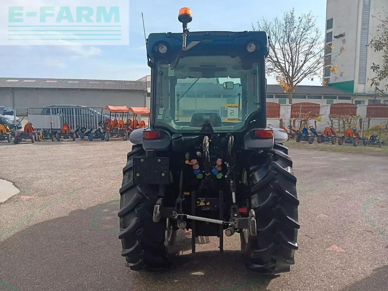 New Holland t4.90 f F - Трактор: фото 5 New Holland t4.90 f F - Трактор: фото 5