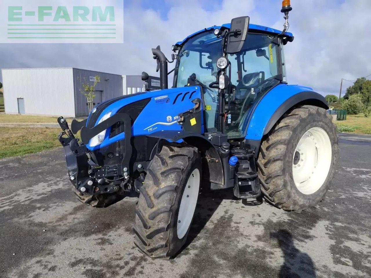 New Holland t5.100ec - Трактор: фото 2 New Holland t5.100ec - Трактор: фото 2